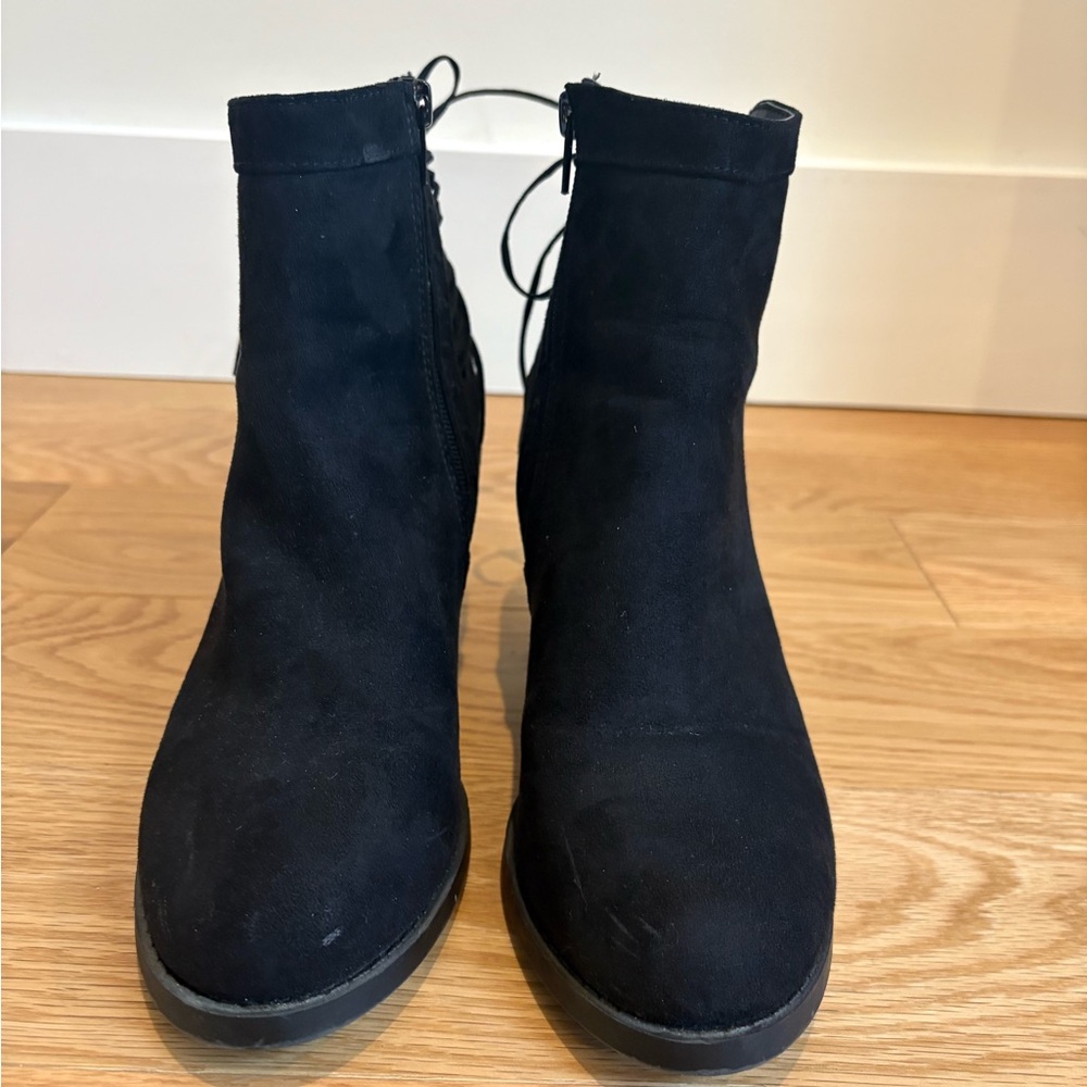 Black Ruched Back Block Heel Booties (Yolinda Style)